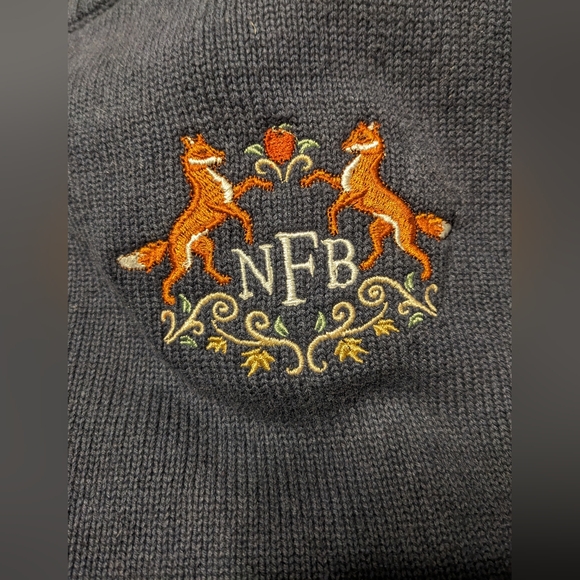 Kiel James Patrick Navy Blue Fox Crest Monogrammed Embroidered Sweater sz M - Picture 3 of 8